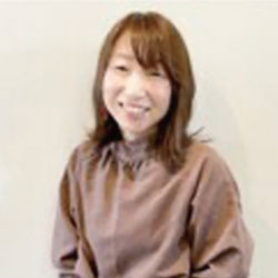 stylist　久保 かおり