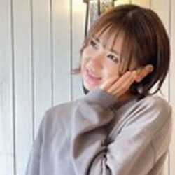 top stylist　桃谷　早菜