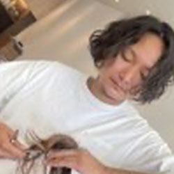 店長　歳永 汰雅