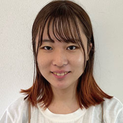 assistant　山元 千愛